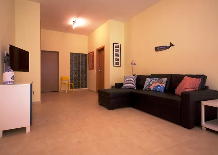 Plaza - Албуфейра